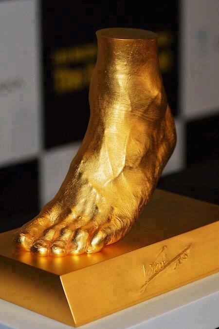 الشباك الدولي